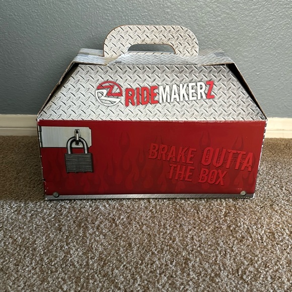 RideMakerz Disney’s Sally Toy Car Collectable - Picture 8 of 8